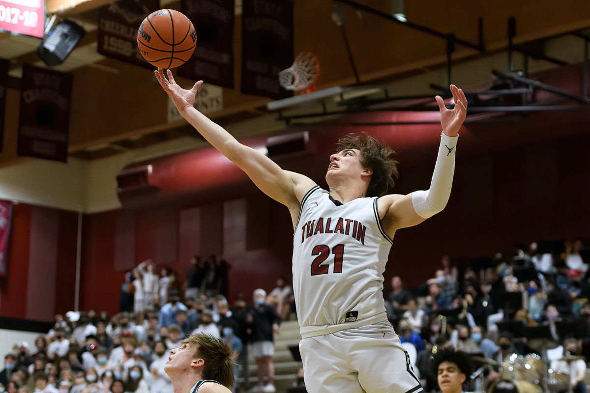 Tualatin Lake Oswego boys basketball Ken Waz 9